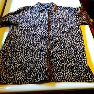 Carole Little Sport Petite Top. Button Down Leopard Print w/ Collar, Velour Feel